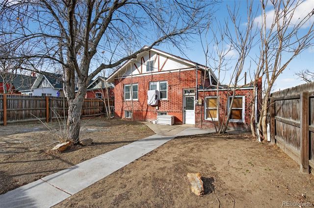 3042 W 38th Avenue, Denver, CO 80211