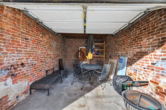 3042 W 38th Avenue, Denver, CO 80211