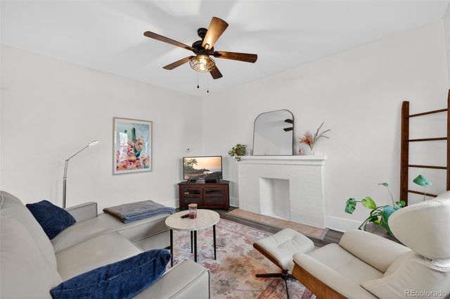 3042 W 38th Avenue, Denver, CO 80211