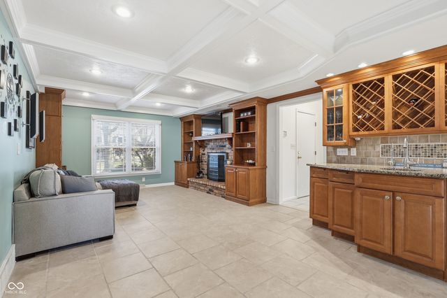 415 Oxford Drive, Noblesville, IN 46062