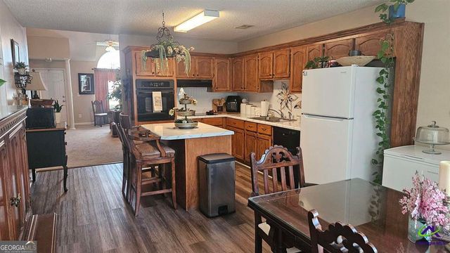 61 Hamilton Woods Court, Warner Robins, GA 31088