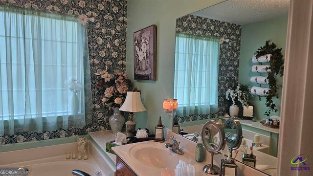 61 Hamilton Woods Court, Warner Robins, GA 31088