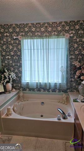 61 Hamilton Woods Court, Warner Robins, GA 31088