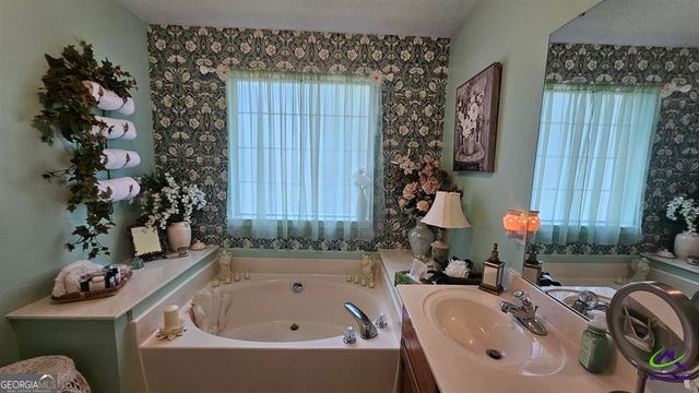 61 Hamilton Woods Court, Warner Robins, GA 31088