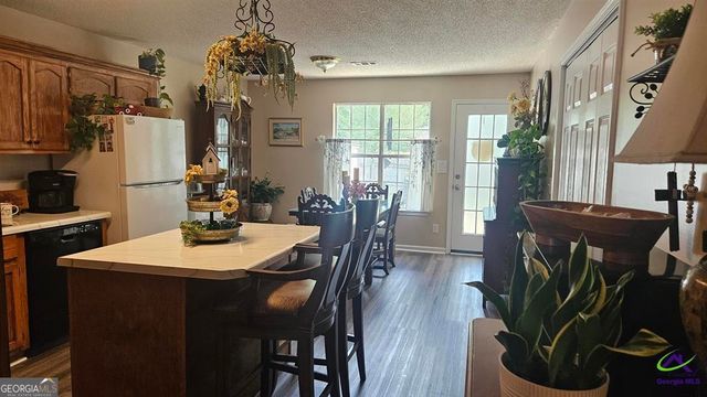 61 Hamilton Woods Court, Warner Robins, GA 31088
