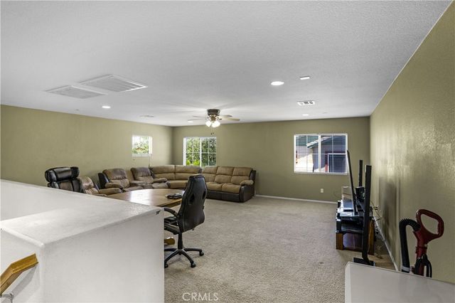 542 Wildrye Court, Hemet, CA 92543