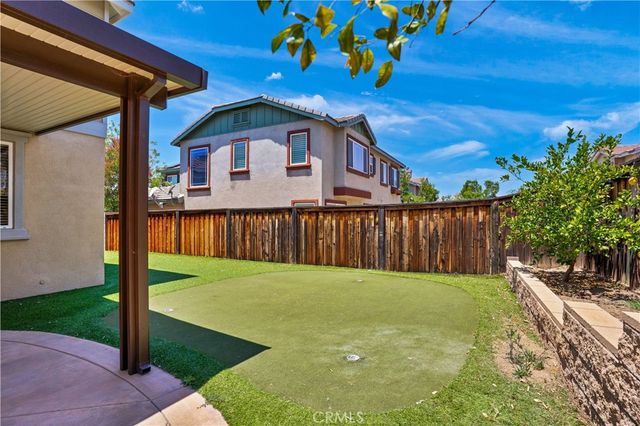 542 Wildrye Court, Hemet, CA 92543