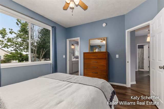 2551 Cedar Lake Drive, Jenison, MI 49428