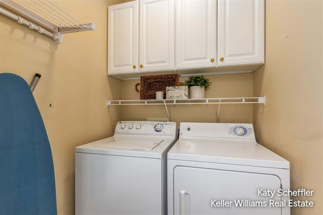 2551 Cedar Lake Drive, Jenison, MI 49428
