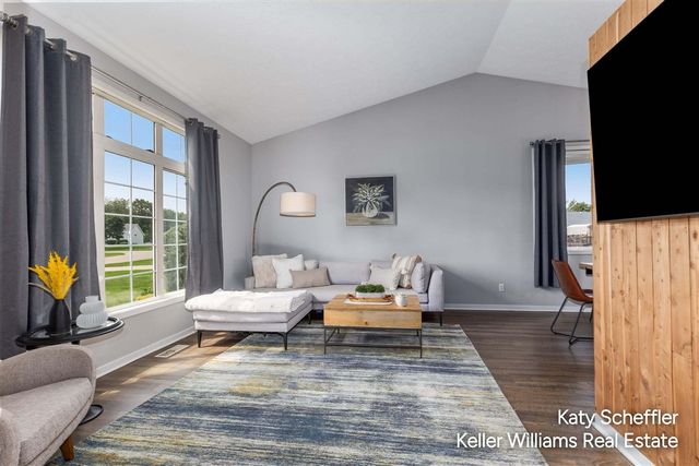 2551 Cedar Lake Drive, Jenison, MI 49428