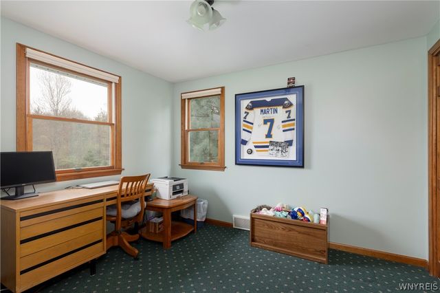 6733 Scherff Road, Orchard Park, NY 14127