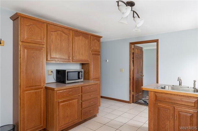 6733 Scherff Road, Orchard Park, NY 14127