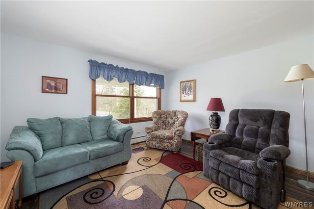 6733 Scherff Road, Orchard Park, NY 14127