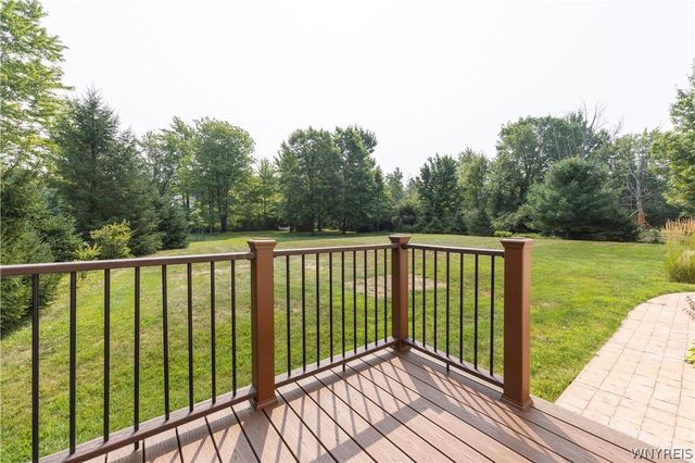 6733 Scherff Road, Orchard Park, NY 14127