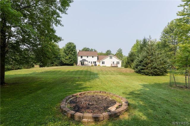 6733 Scherff Road, Orchard Park, NY 14127