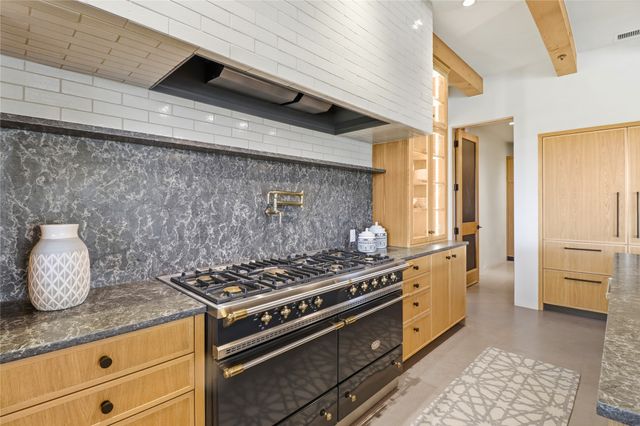 123 E Lupita Road, Santa Fe, NM 87505