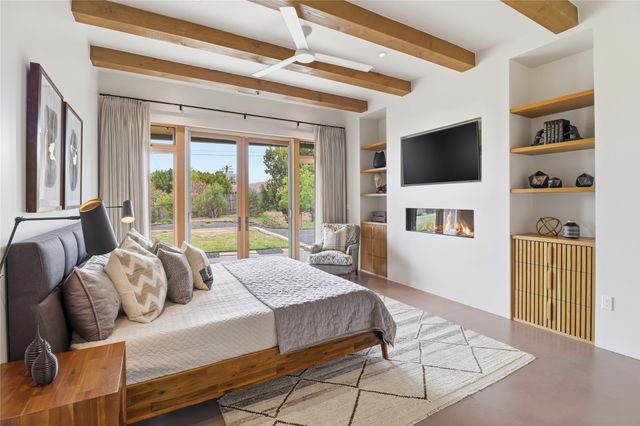 123 E Lupita Road, Santa Fe, NM 87505