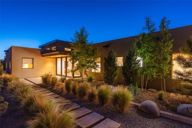 123 E Lupita Road, Santa Fe, NM 87505