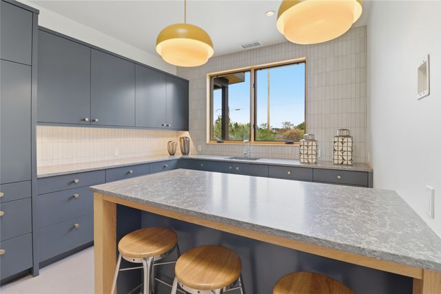 123 E Lupita Road, Santa Fe, NM 87505
