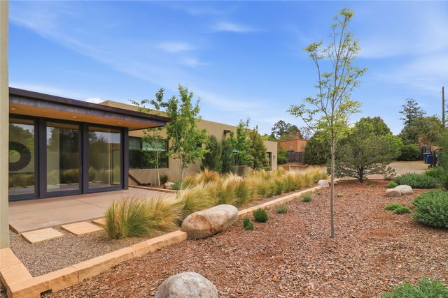123 E Lupita Road, Santa Fe, NM 87505