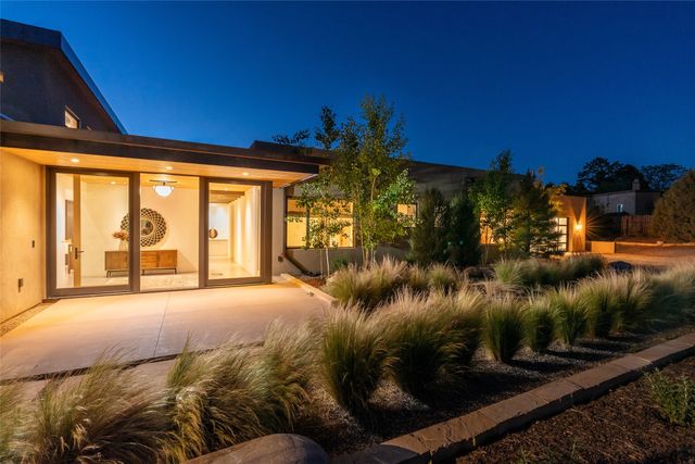 123 E Lupita Road, Santa Fe, NM 87505