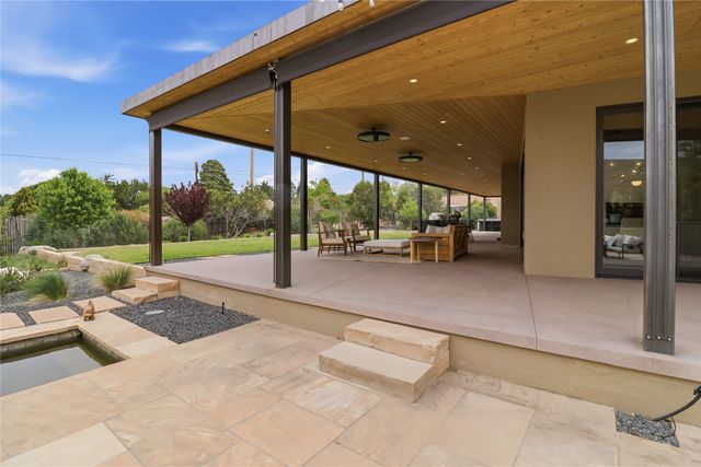 123 E Lupita Road, Santa Fe, NM 87505