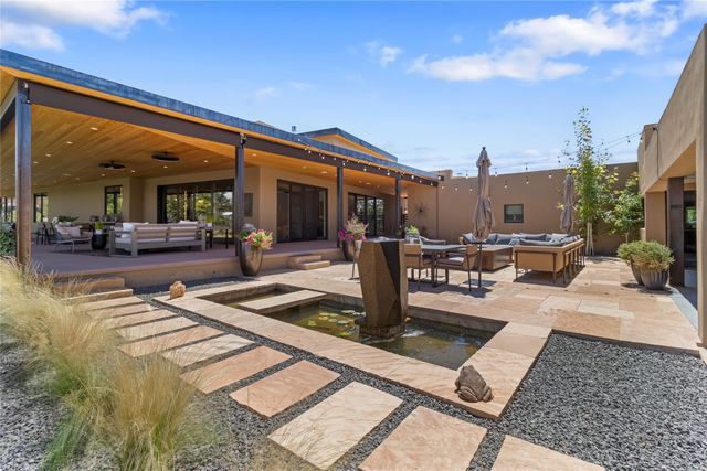 123 E Lupita Road, Santa Fe, NM 87505