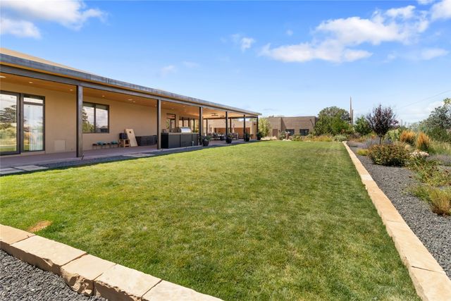 123 E Lupita Road, Santa Fe, NM 87505