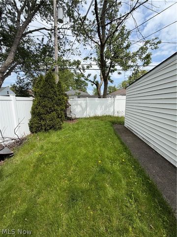 13912 Liberty Avenue, Cleveland, OH 44135