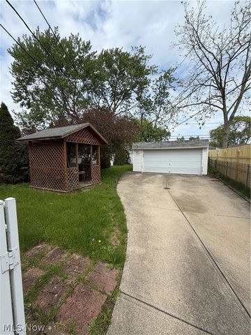 13912 Liberty Avenue, Cleveland, OH 44135