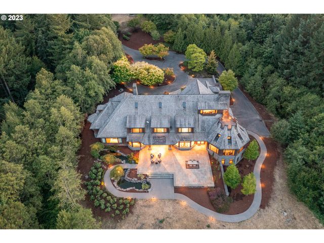 9838 Nw WIND RIDGE Dr, Portland, OR 97229