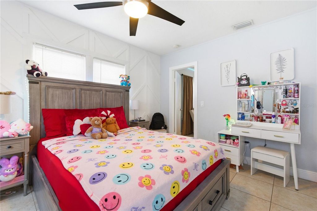Image 13 of property listing at 3144 W CORDELIA STREET, Tampa, FL 33607