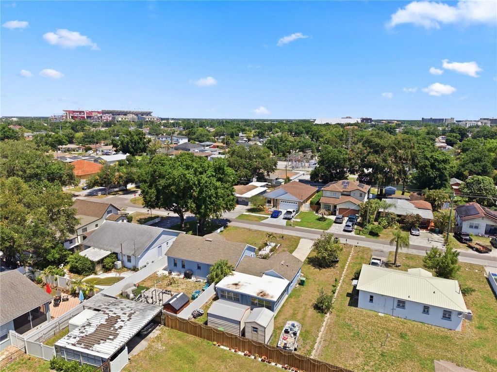 Image 21 of property listing at 3144 W CORDELIA STREET, Tampa, FL 33607