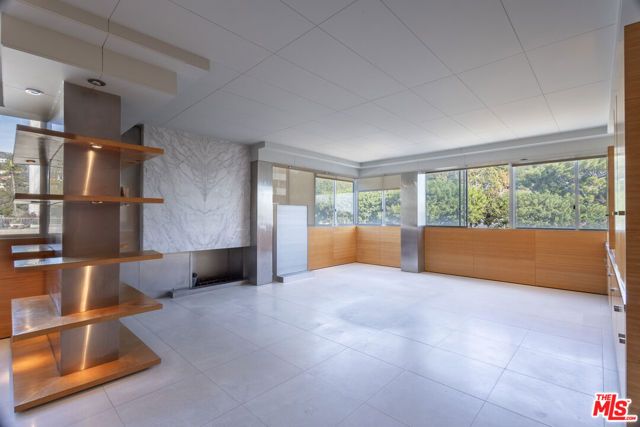 17366 W Sunset Boulevard 302, Pacific Palisades (los Angeles), CA 90272