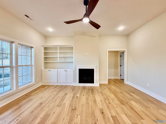 15 Swanee Drive, Albertville, AL 35950