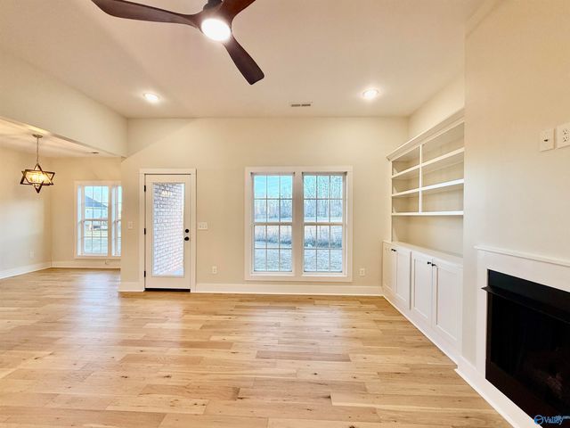 15 Swanee Drive, Albertville, AL 35950