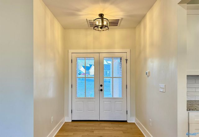 15 Swanee Drive, Albertville, AL 35950