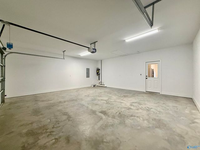 15 Swanee Drive, Albertville, AL 35950