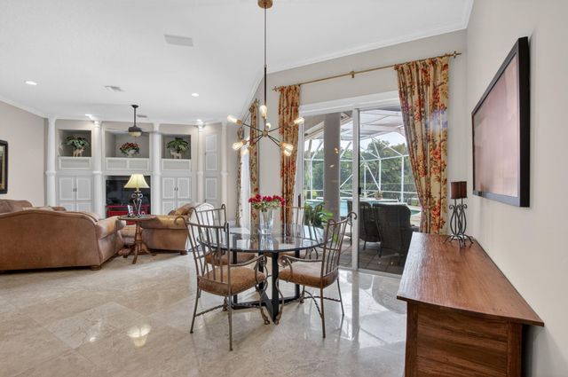 21166 Falls Ridge Way, Boca Raton, FL 33428