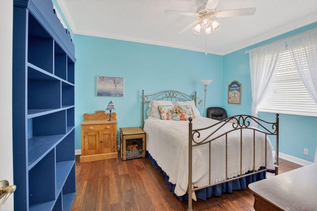 21166 Falls Ridge Way, Boca Raton, FL 33428
