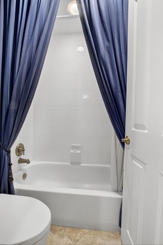 21166 Falls Ridge Way, Boca Raton, FL 33428