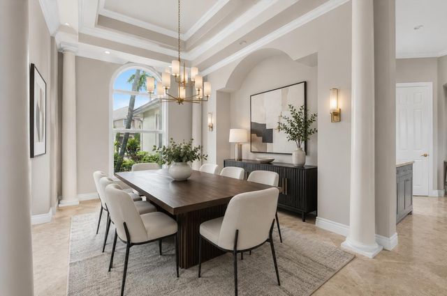 21166 Falls Ridge Way, Boca Raton, FL 33428