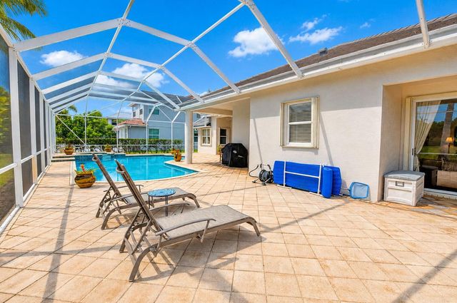 21166 Falls Ridge Way, Boca Raton, FL 33428
