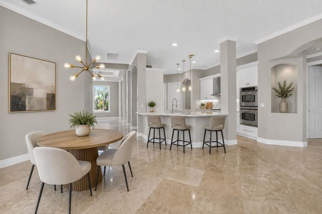 21166 Falls Ridge Way, Boca Raton, FL 33428