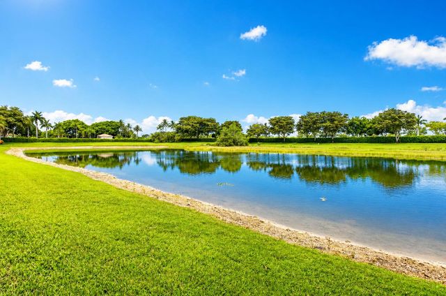 21166 Falls Ridge Way, Boca Raton, FL 33428