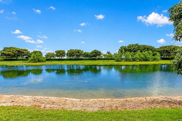 21166 Falls Ridge Way, Boca Raton, FL 33428