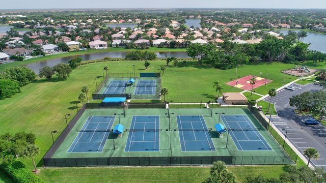 21166 Falls Ridge Way, Boca Raton, FL 33428
