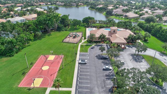 21166 Falls Ridge Way, Boca Raton, FL 33428