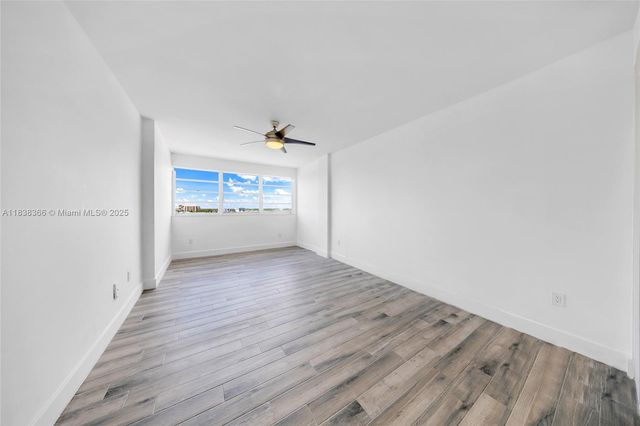 13155 Ixora Ct 1105, North Miami, FL 33181