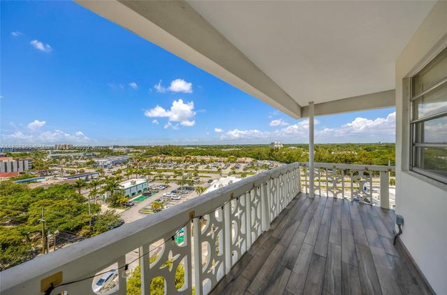 13155 Ixora Ct 1105, North Miami, FL 33181
